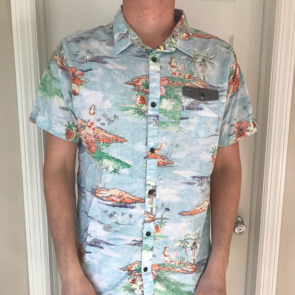 BUNDLE! 2 Casual Men's XL Short Sleeve Button Down - Picture 3 of 7